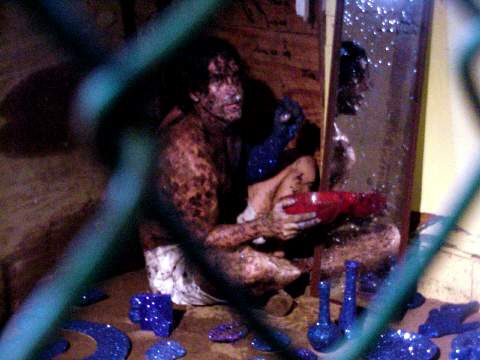 Carlos Betancourt, Interventions with Aracoels Objects, (close-up of performance), 2002