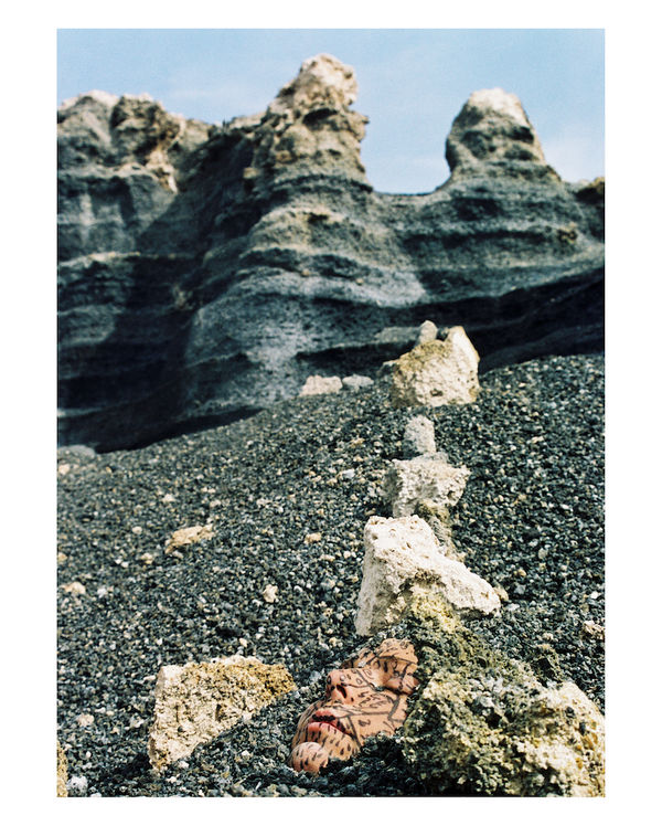 Carlos Betancourt, Tocando a Teguise and Burial, I, 2002