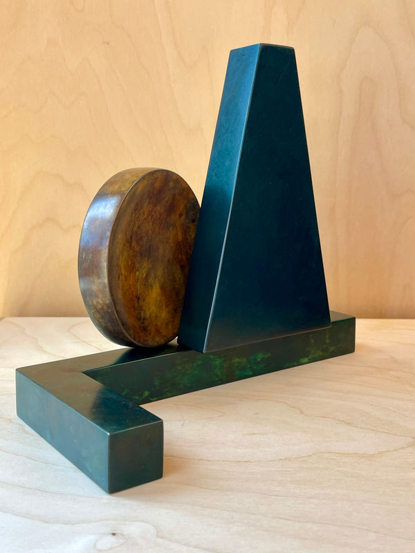 Juliette Bigley, Standing Forms (Green), 2025