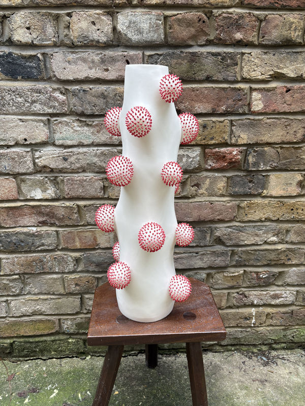 Ikuko Iwamoto, Pofu Pofu – Red, 2024