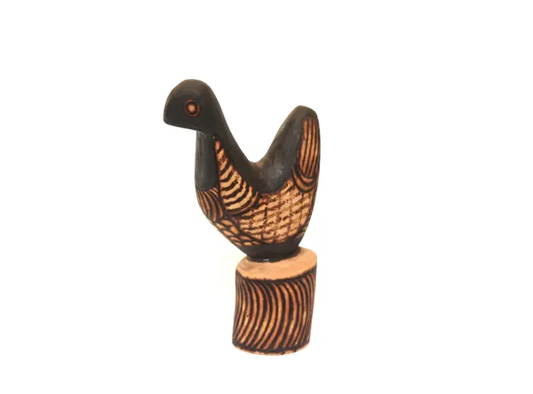 Kathryn Queama, Tjulpu - Bird Carving, 2019