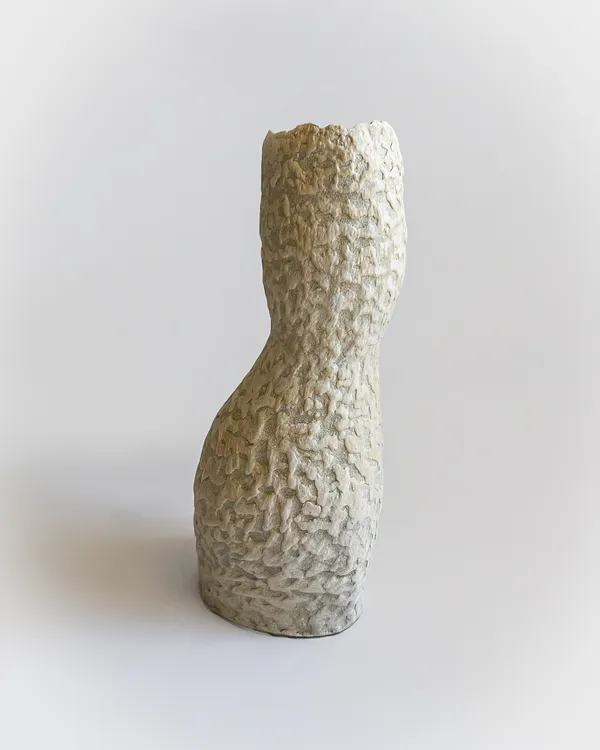 Mark Young, Twist, 2024