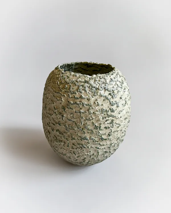 Mark Young, Stand, 2024