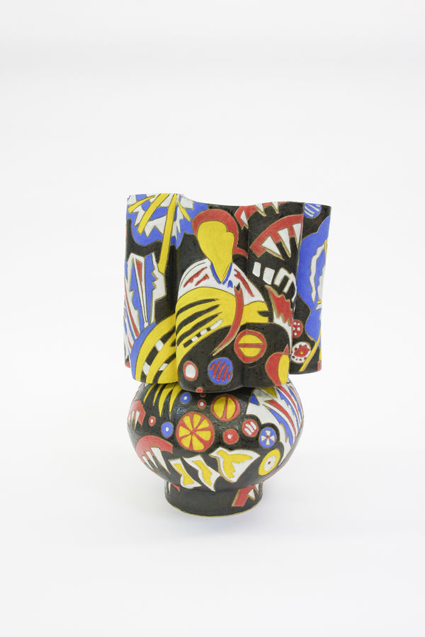 Bari Ziperstein Women Harvesting, 2019 Stoneware, glaze and underglaze 18.5 x 13 x 13 in (47 x 33 x 33 cm)