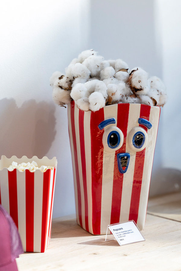 Pop Corn, 2025 Vase en céramique peint à la main Collaboration avec Élodie Loyer -