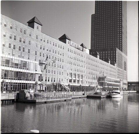 John Hendry, 15-612 North Pier, 1990