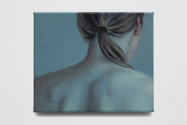 Mia Middleton Mirror, 2024 oil on linen 25 x 30 cm 9 7/8 x 11 3/4 in