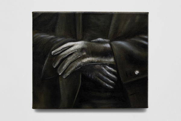 Mia Middleton Cross, 2024 oil on linen 25 x 30 cm 9 7/8 x 11 3/4 in