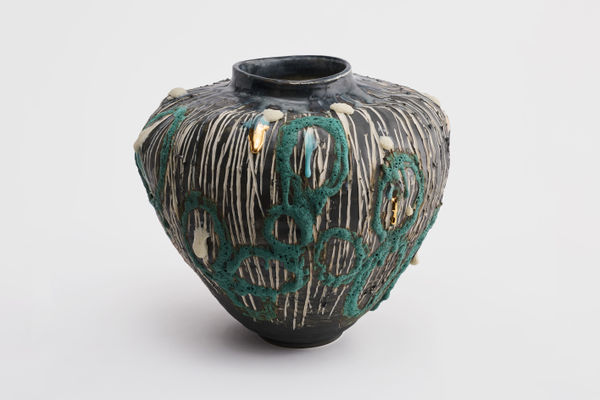 Jane Yang D'Haene Untitled, 2024 stoneware, porcelain, glaze 38.1 x 40.6 x 40.6 cm 15 x 16 x 16 in