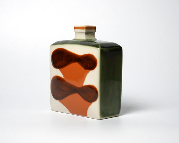 Kumakura Junkichi 熊倉順吉, Glazed Rectangle Jar 釉彩角壷, Late 1940's