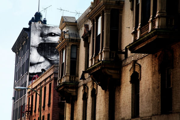 Jr The Wrinkles of the City, Los Angeles, Tuangpet and her sunglasses, USA Color print on metallic paper, mounted on aluminum 125 x 187,2 cm