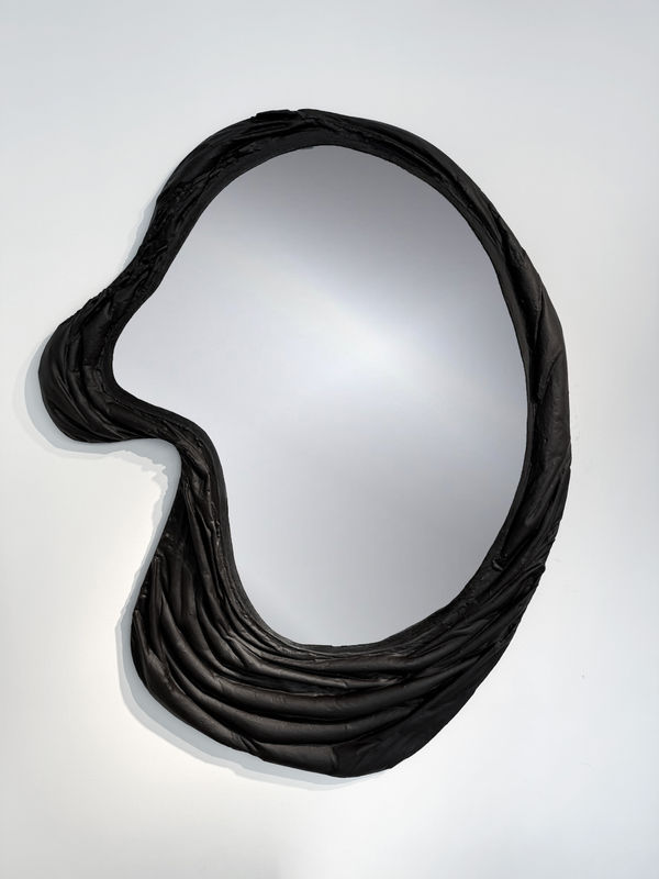 Marit Harte, Mirror Medium Black, 2026