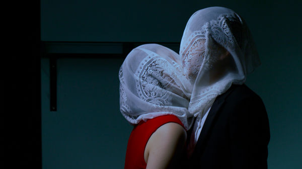 XU Yi The Lovers (Portrait） 情人 (肖像）, 2017 Giclee print 艺术微喷 70 x 120 cm Edition of 5 plus 1 artist's proof