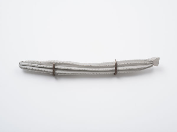 ZHANG Ruyi 张如怡 Copy─1 副本─1, 2017 Concrete, rebar 混凝土，螺纹钢筋 6 x 7 x 60 cm