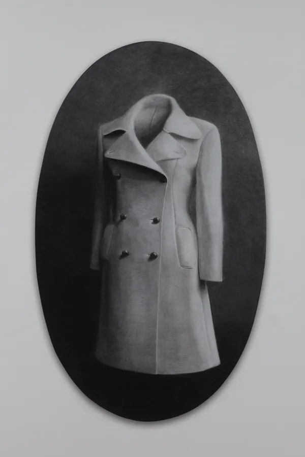 ZHANG Yunyao 张云垚 The Contour 3 轮廓 3, 2013 Charcoal on felt 碳笔毛毡 160 x 98 cm