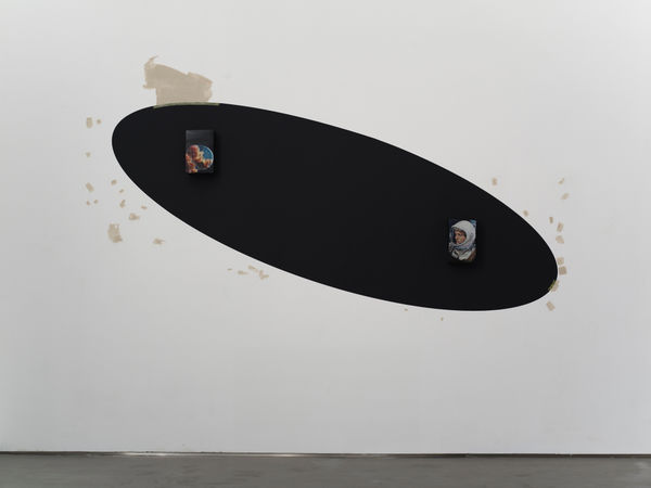 LIU Ren 刘任 Reincarnation 轮回, 2018 Straw paper, oil, mixed media 草纸，油彩，综合材料 17 x 26.5 x 11 cm Dimensions Variable 17 x 26.5 x 11 cm 尺寸可变