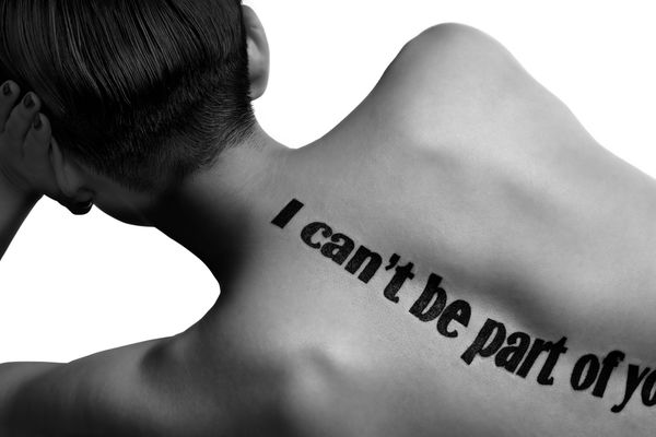 JIN Feng I Can't Be Part of Your Revolution 我不能成为你革命的一部分, 2014 Inkjet print on archival paper 艺术微喷在收藏级纸上 40 x 60 cm Edition of 5 plus 1 artist's proof