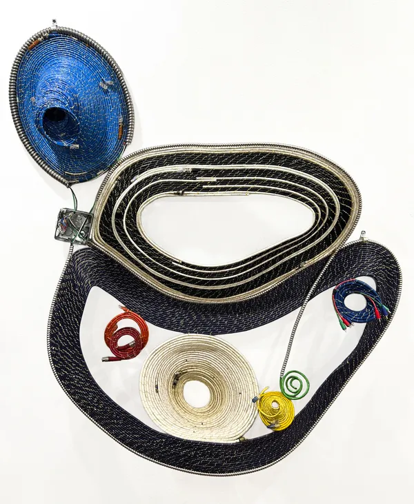 Chenhung Chen, Krishna's Mouth Wire, 2024