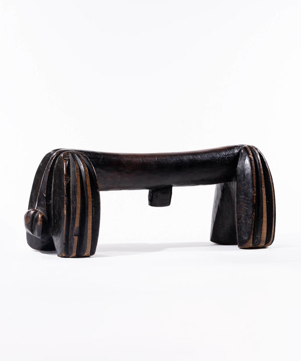 The Bull, Headrest, Anonymous Nguni artist, Wood, Duende Art Projects