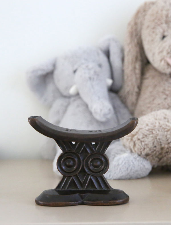 The Owl, Headrest, Anonymous Shona artist, Zimbabwe, Wood - Duende Art Projects