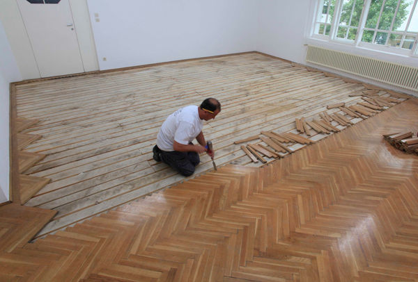 Lara Almarcegui, Removal of the wooden floor, Grafisches Kabinett, Secession, 2010