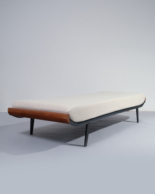 André Cordemeyer, Cleopatra daybeds