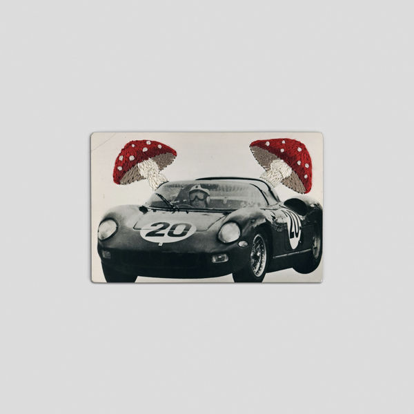 劉正堃 Abei LIU 亂入系列- 60年代Ferrari 275 P賽車老照片 Photo of 60s Ferrari 275 P, 2025 棉線／相紙 Thread on photo paper 7.2 x 11.2 cm