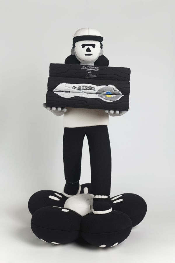 劉正堃 Abei LIU 新生活進行中 New Life in Progress, 2025 3D建模、高密度發泡聚苯乙烯、二手衣手工縫製 3D modeling, EPS, 2nd hand clothes 92 x 57 x 55 cm