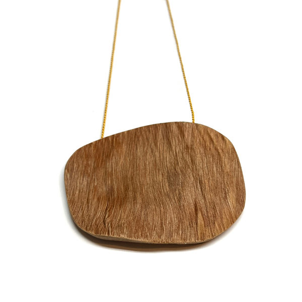 Melinda Young, Offcut Neckpiece (Yirrkala, NT), 2016