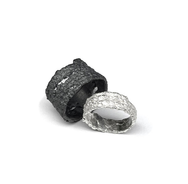 Melinda Young, Bushstring Ring (Yirrkala, NT), 2016