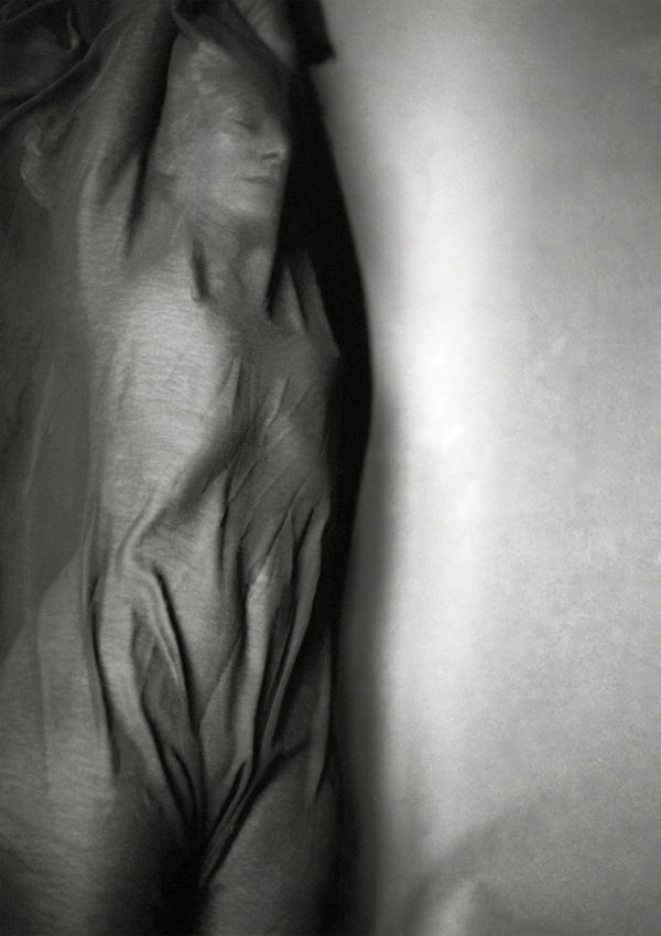 EMMA HARTVIG - CARYATID, 2024