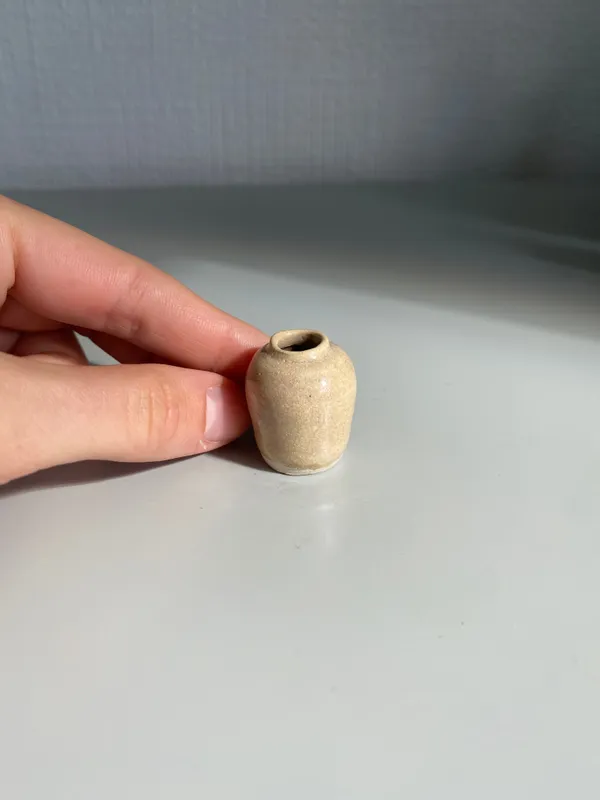 Tilly Slight, Opal mustard VI, 2021