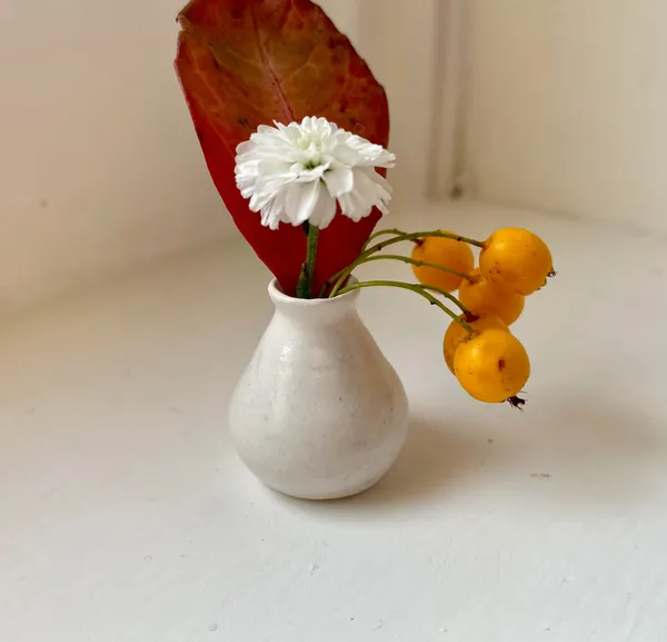 Arctic white VIII, 2020 glazed stoneware ceramic signed on the base