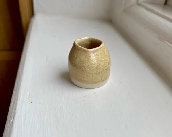 Tilly Slight, Opal mustard IX, 2021