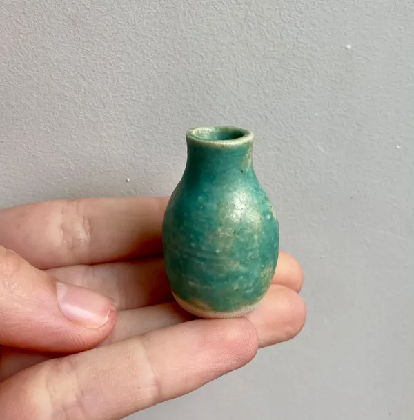 Tilly Slight, Matt turquoise I, 2021