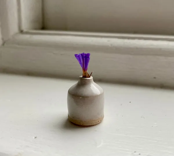 Tilly Slight, Tin white (I), 2020