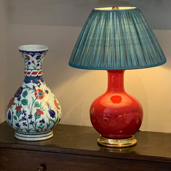 Small William Raspberry 23k Gold Gilt Base with Brass Harp