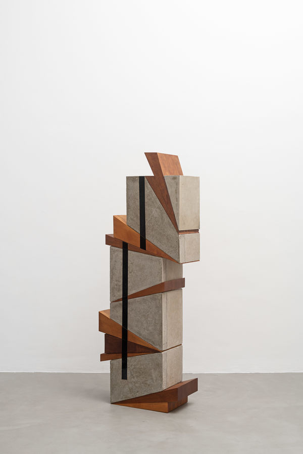 Marcius Galan, Coluna (straight line), 2022