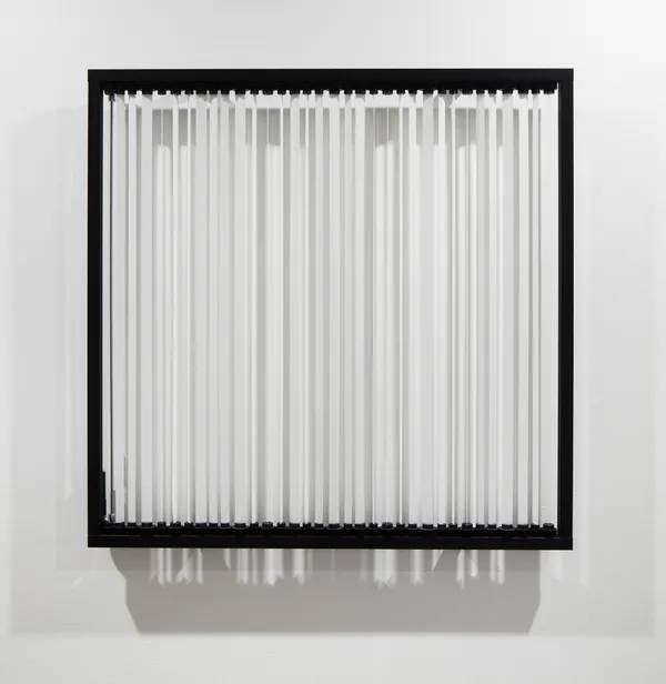 Pe Lang Color | n ̊ 23, 2018 Motor, aluminum, light filter, mechanical parts 110 x 110 x 8 cm 1 + 1EA