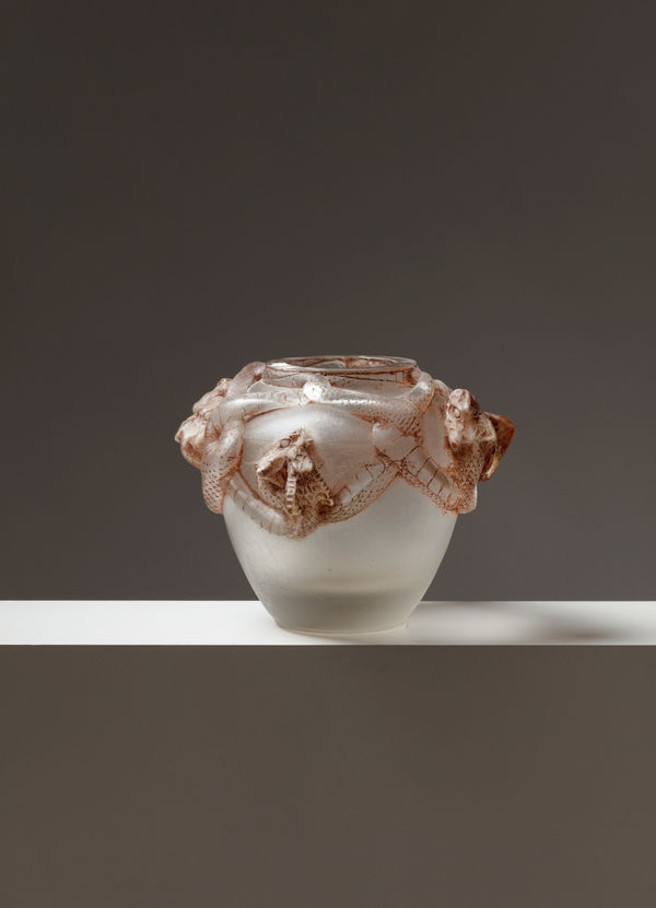 VASE ' HUIT SERPENTS'