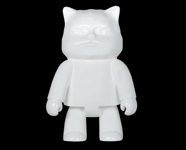 Hiro Ando, RoboCat White