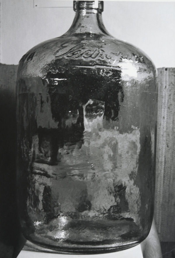 Kati Horna, El Botellón, 1962