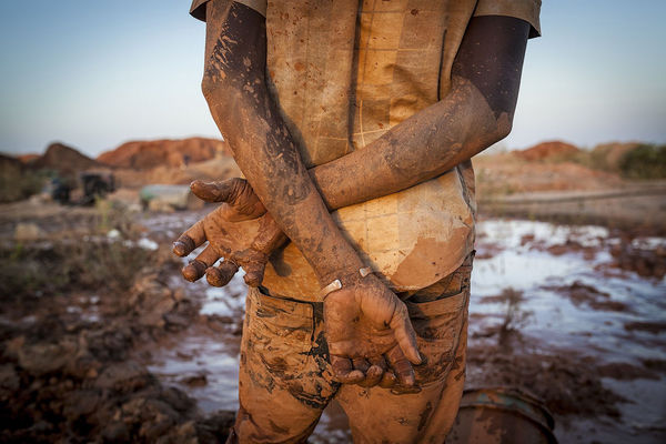 Matjaž Krivic, Kopanje prihodnosti #9, 2015