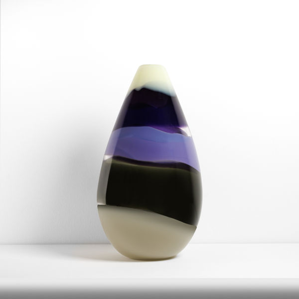 Glasverk, oval, vit, beige, randig, lila