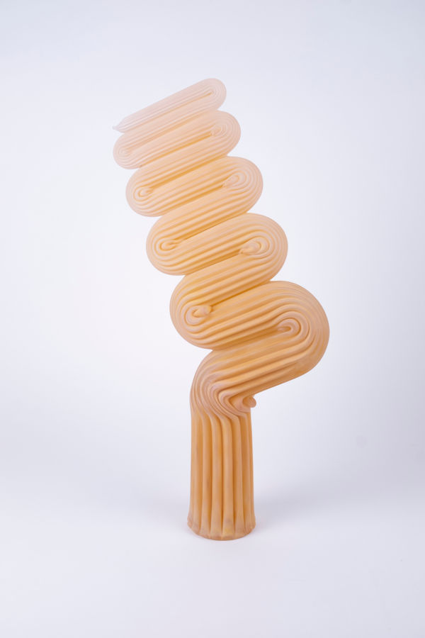 Rasmus Nossbring glasskulptur hudfärgad kaviarsträng i glas