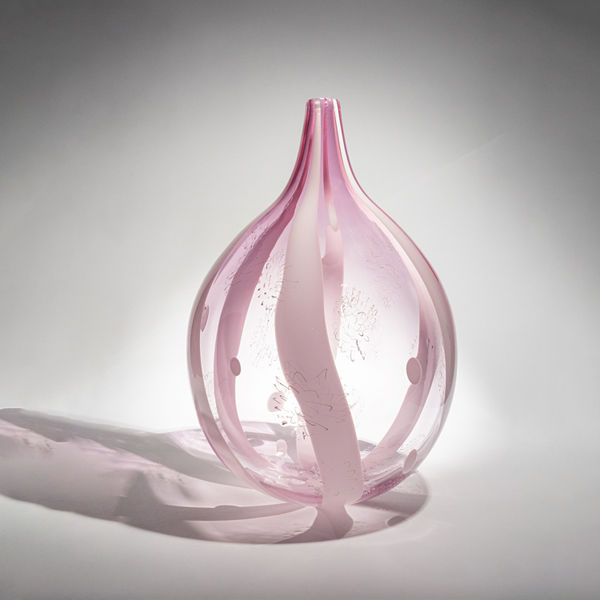 rosa glasbubbla med ränder