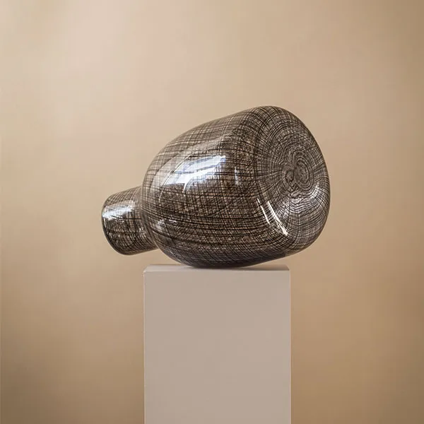 LIU CHIEN KUANG, Mimic: Decanter, 2020