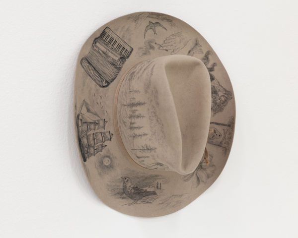 Jeff Olsson, Den gamle och hatten / The Old Man and the Hat, 2023