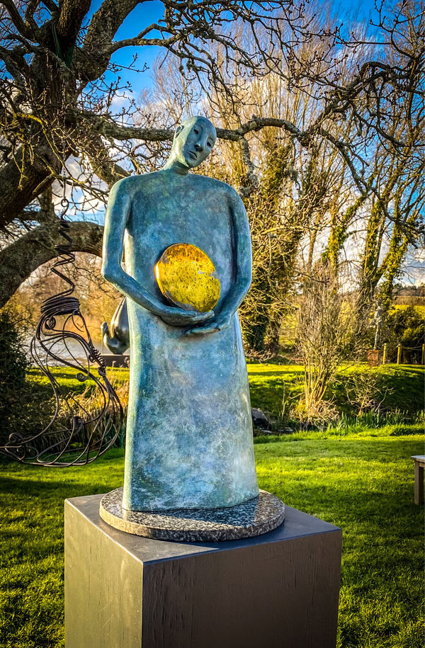 Clare Ferguson-Walker, Caught the Sun