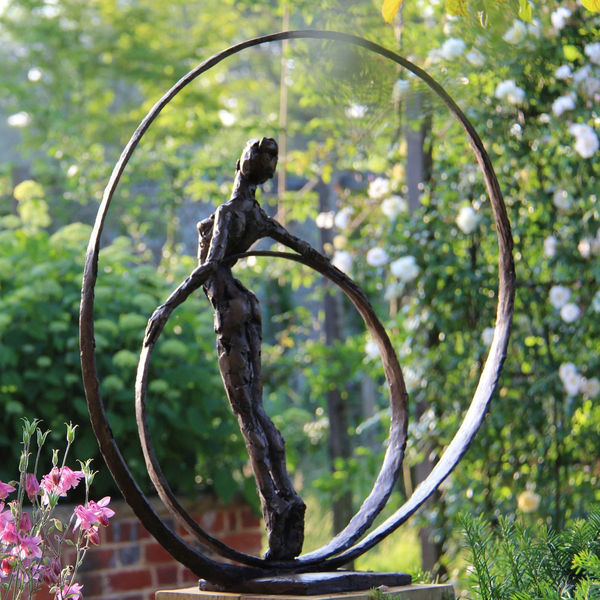 Carol Peace, Two Circles